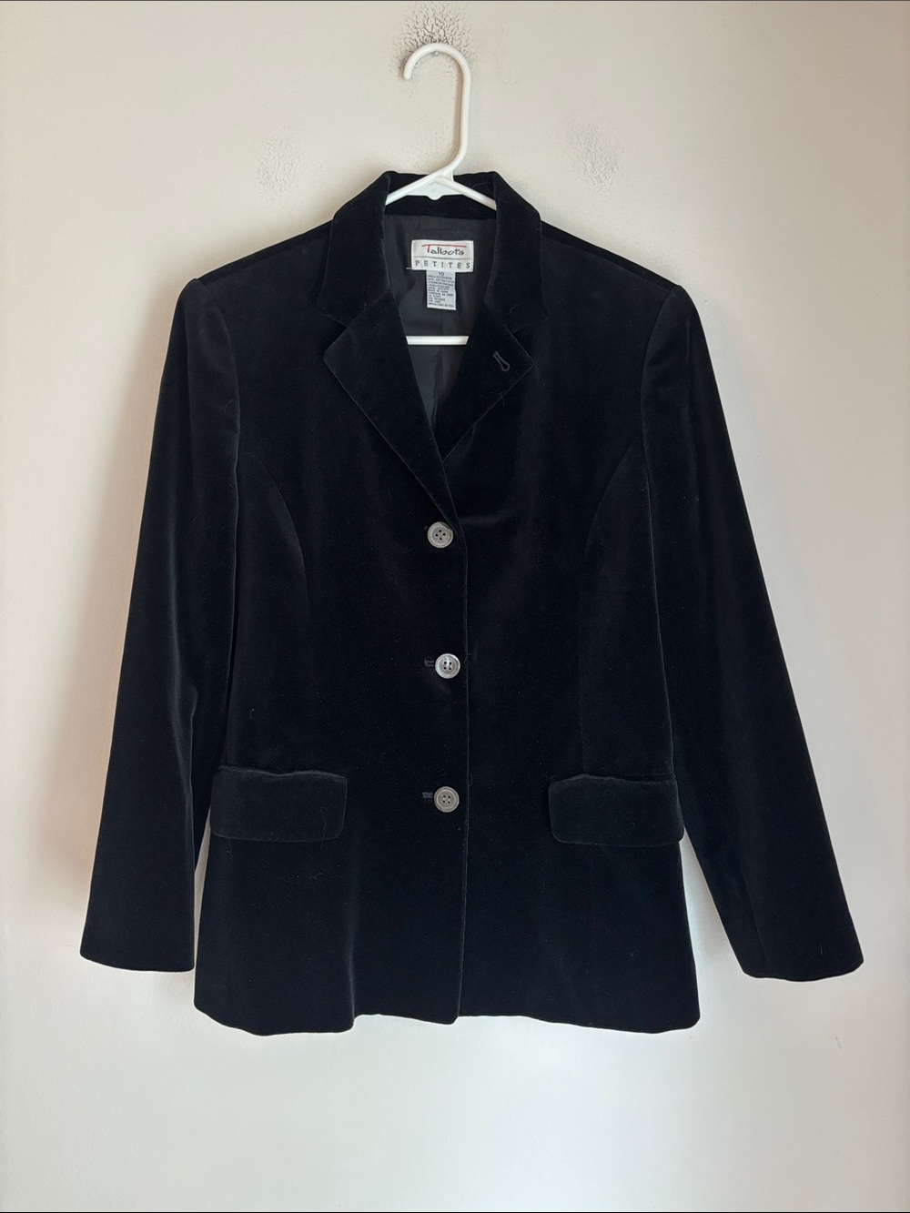 Talbots vintage Black Velvet Blazer Jacket - Classic tailored women’s 10 petite